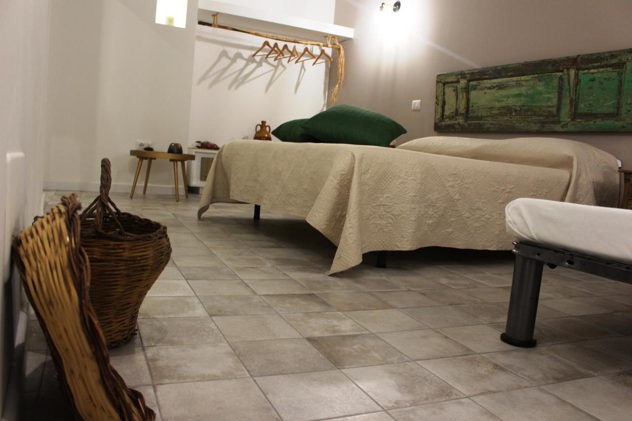 Casa Mazzone Bed & Breakfast Ciro Exterior photo