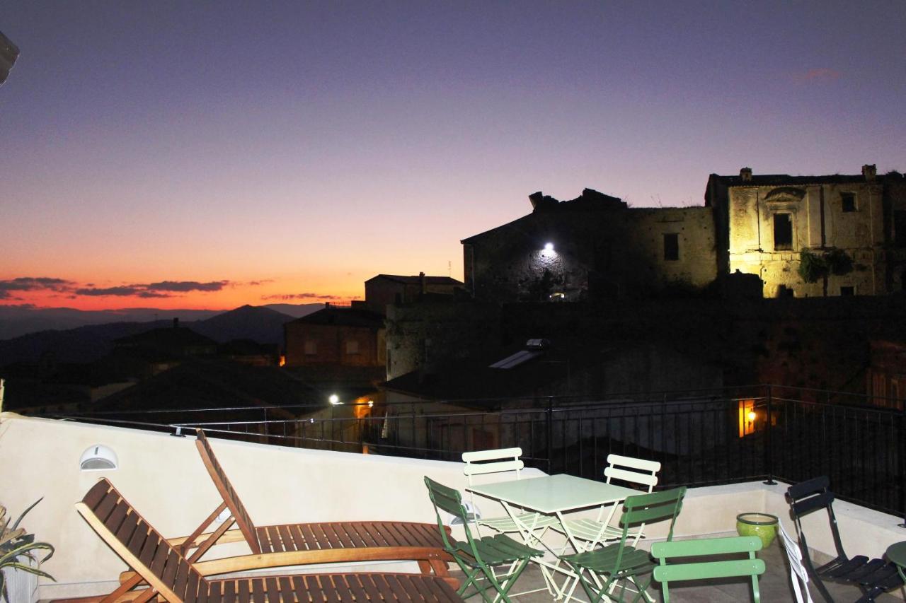 Casa Mazzone Bed & Breakfast Ciro Exterior photo